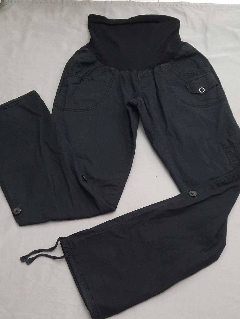 Motherhood Maternity Black Label and Size XS Tag